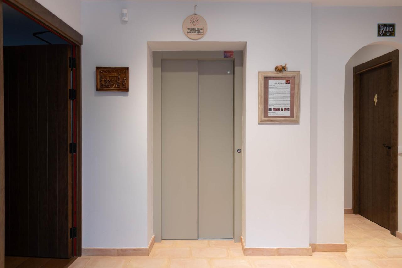 Hotel Posada Las Retajas Medinaceli Kültér fotó